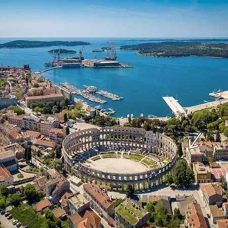Superb Arena View Πούλα