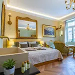 Superb Arena View Apartment Pula