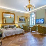 Superb Arena View Apartment