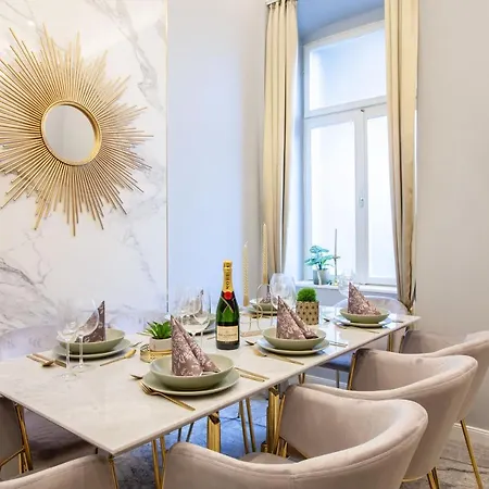 Apartment Superb Arena View Pula