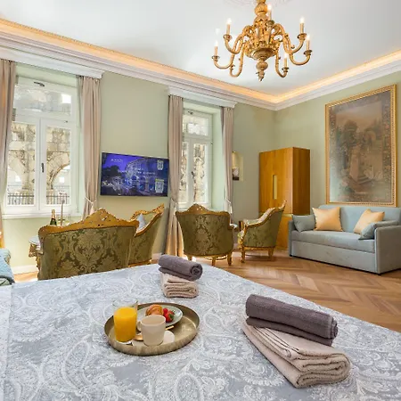 Superb Arena View Apartment Pula