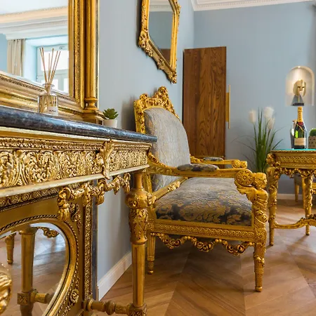 Superb Arena View Apartment