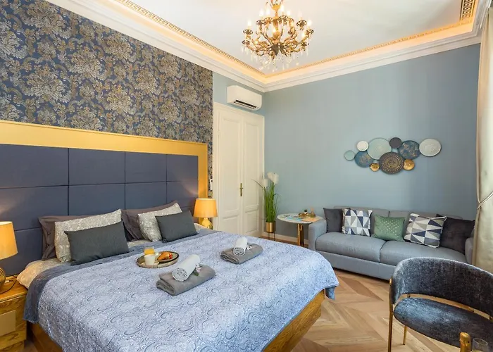 Superb Arena View Пула