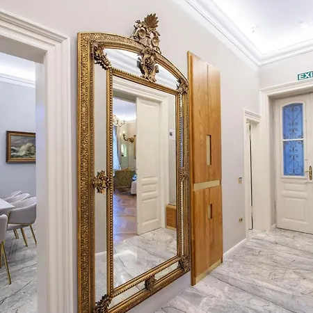 Superb Arena View * פולה